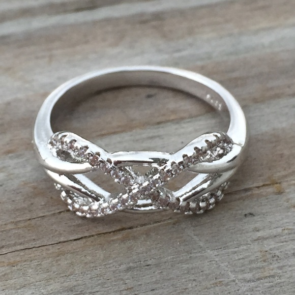 Infinity knot ring Crystal studded ring 925 silver - Picture 3 of 8